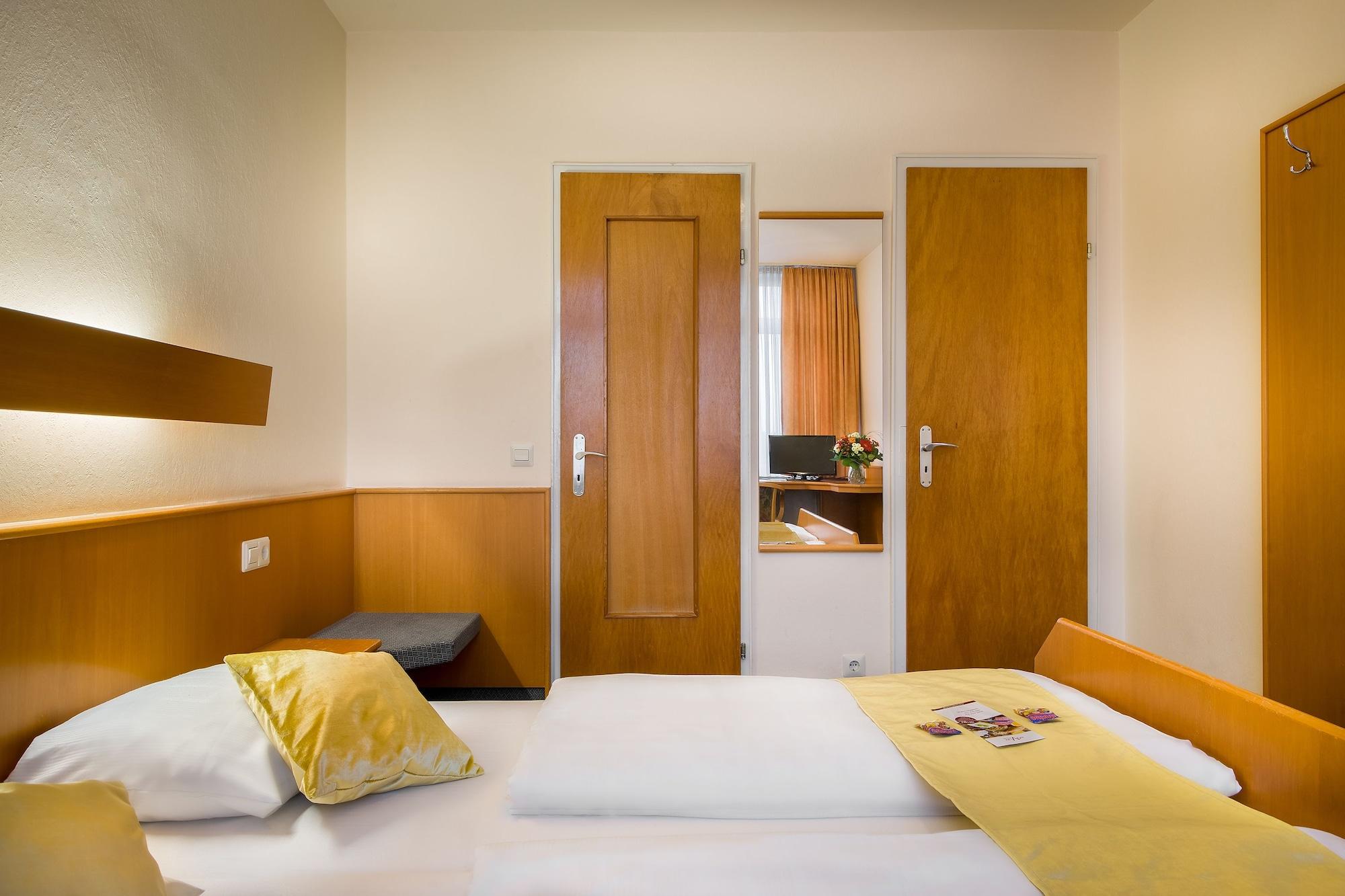 Scope Hotel Greif 卡尔斯鲁厄 外观 照片