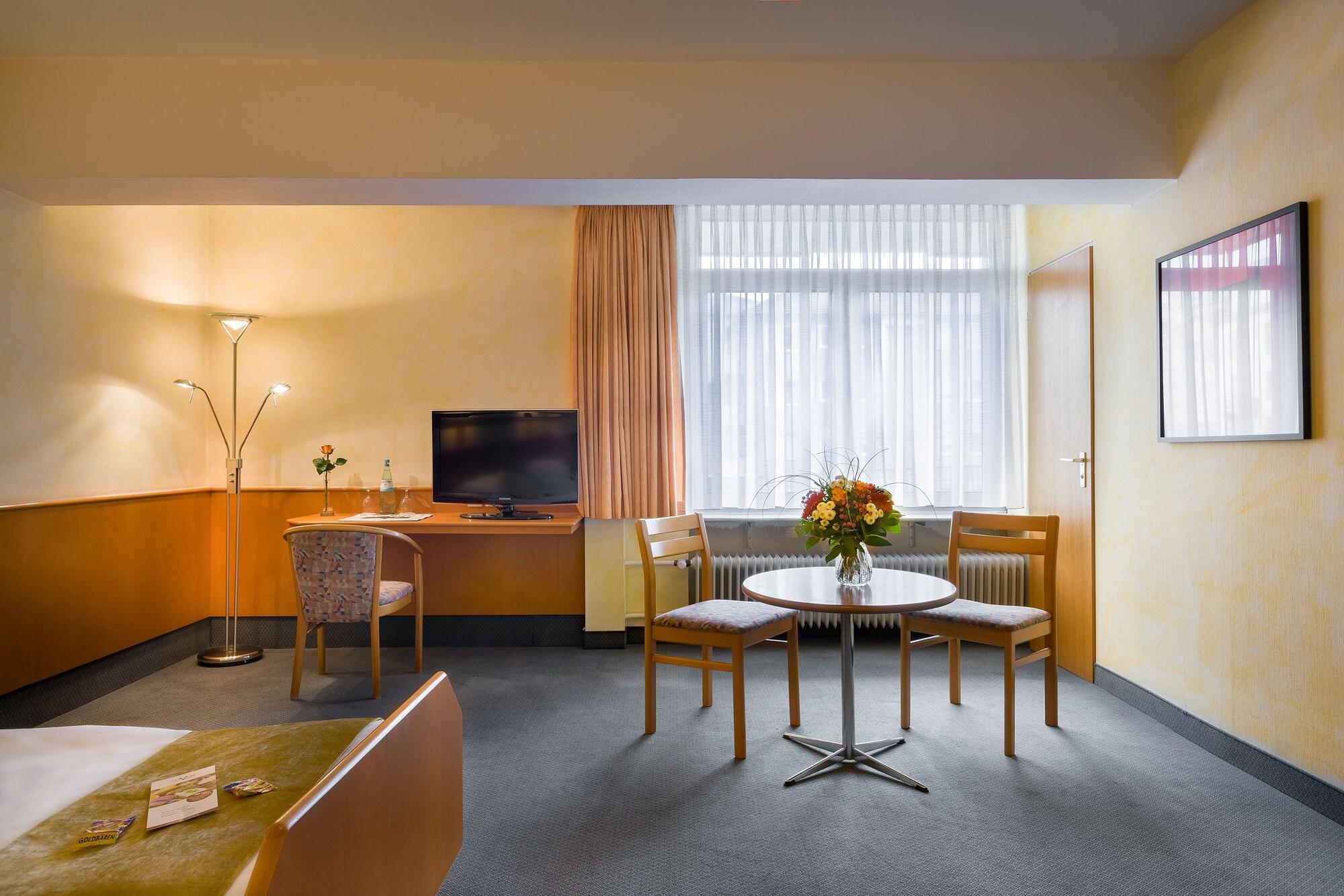 Scope Hotel Greif 卡尔斯鲁厄 外观 照片