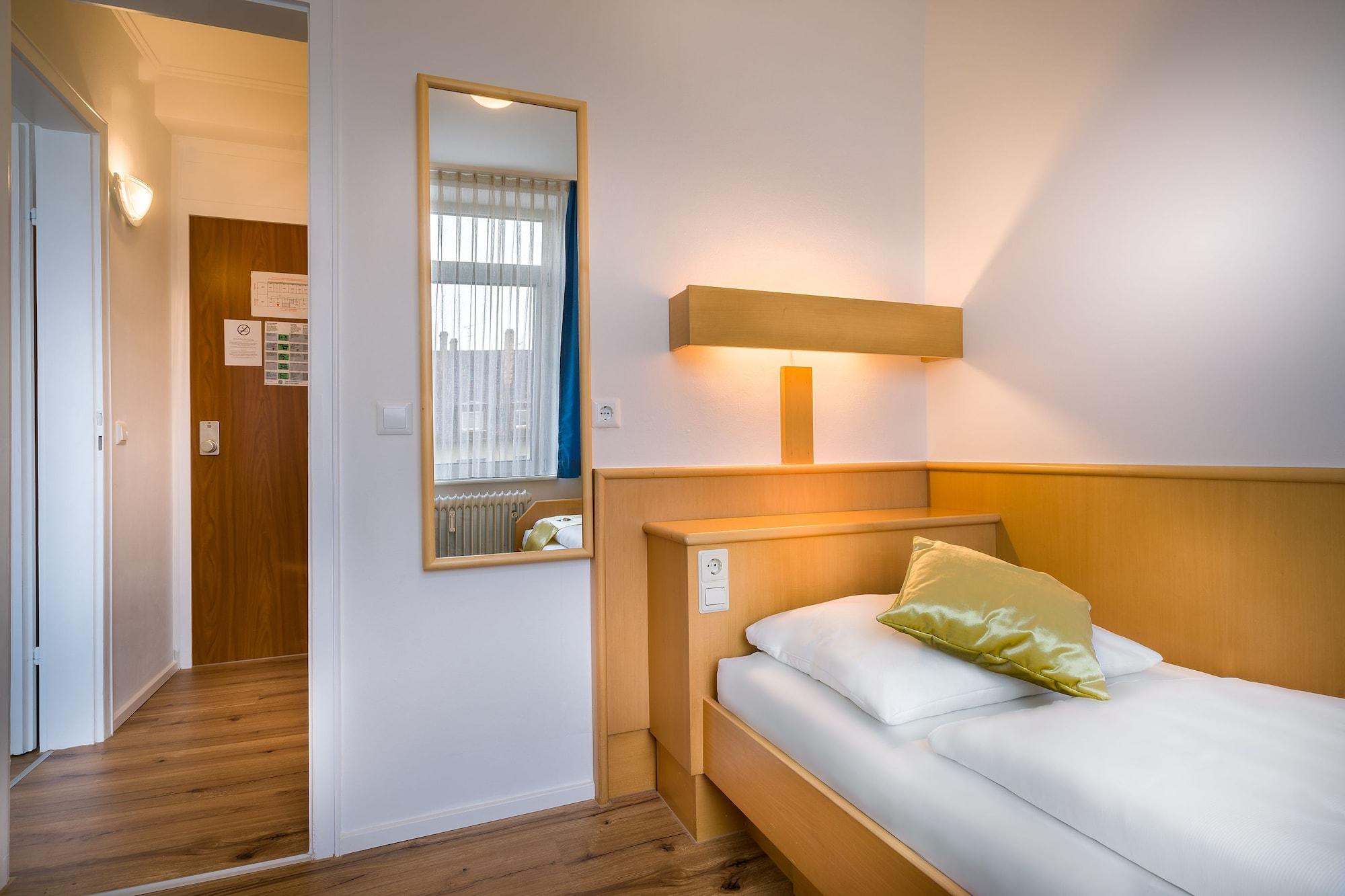 Scope Hotel Greif 卡尔斯鲁厄 外观 照片